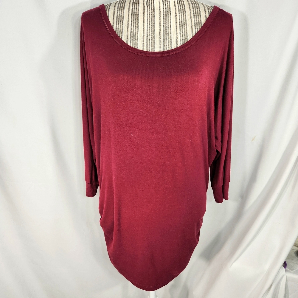 Made by Johnny Red 3/4 Dolman Sleeve Ruched Sides Top Size Large